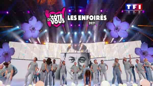 Les Enfoirés A Côté De Nous - TF1  - ©/-\ll in One TV, All rights reserved. Do not copy. Reproduction Interdite
